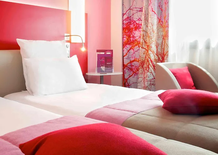 Mercure Montmartre Sacre Coeur 4* Париж