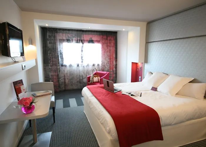 Mercure Montmartre Sacre Coeur Отель