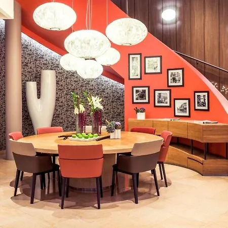 Otel Mercure Montmartre Sacre Coeur 4*