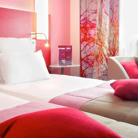 Mercure Montmartre Sacre Coeur 4* Paříž