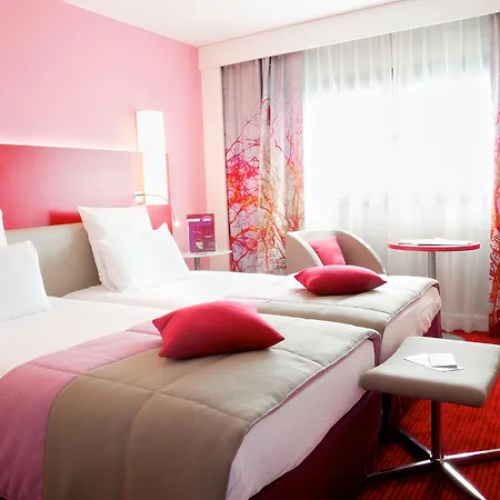 Mercure Montmartre Sacre Coeur פריז