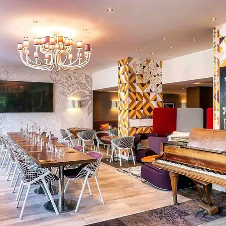 Mercure Montmartre Sacre Coeur פריז