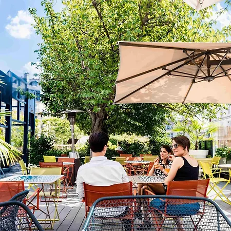 Mercure Montmartre Sacre Coeur פריז