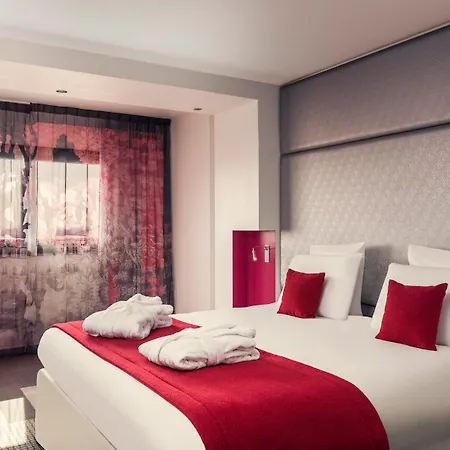 Mercure Montmartre Sacré Coeur 4*