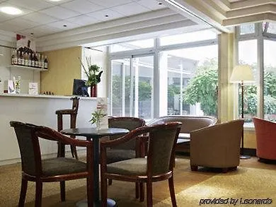 Hotel Mercure Montmartre Sacre Coeur 4*