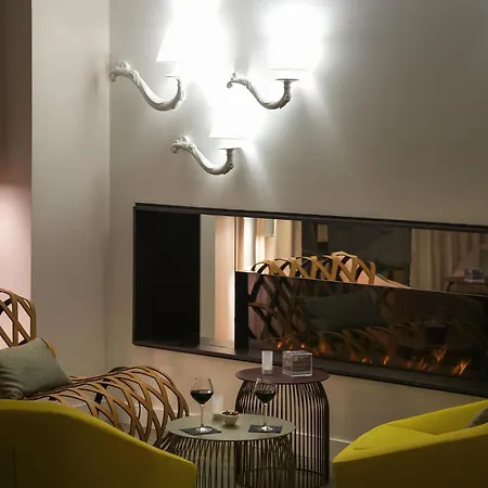Mercure Montmartre Sacre Coeur Hotel
