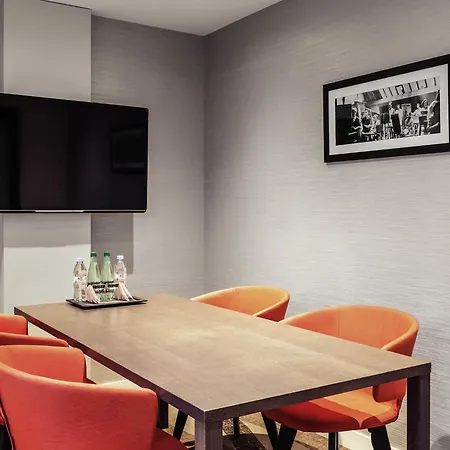 Hotel Mercure Montmartre Sacre Coeur 4*
