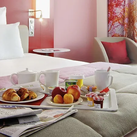 Mercure Montmartre Sacre Coeur 4* Париж