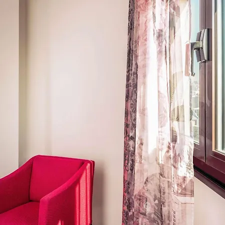 Hotel Mercure Montmartre Sacre Coeur Paris