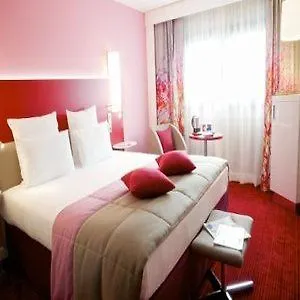Mercure Montmartre Sacre Coeur Hotel