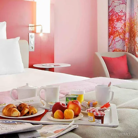 Otel Mercure Montmartre Sacre Coeur