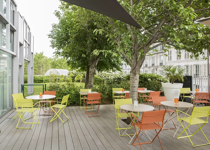 Mercure Montmartre Sacre Coeur Hotel
