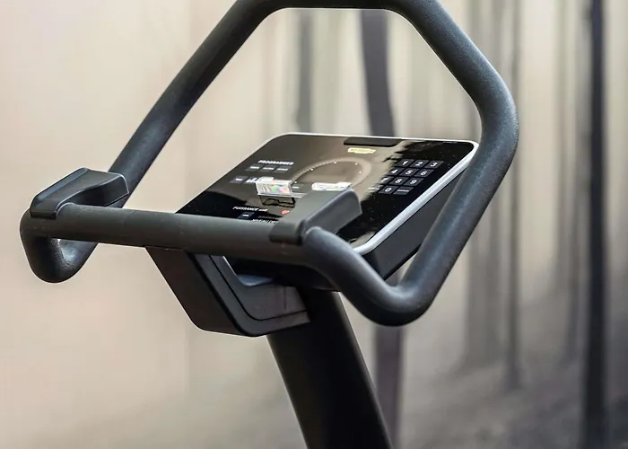 Hotel Mercure Montmartre Sacre Coeur 4*