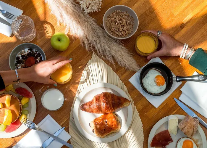 Hotel Mercure Montmartre Sacre Coeur 4*