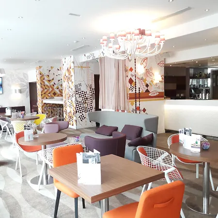 Отель Mercure Montmartre Sacre Coeur