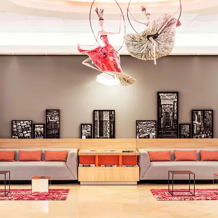 Hotel Mercure Montmartre Sacre Coeur