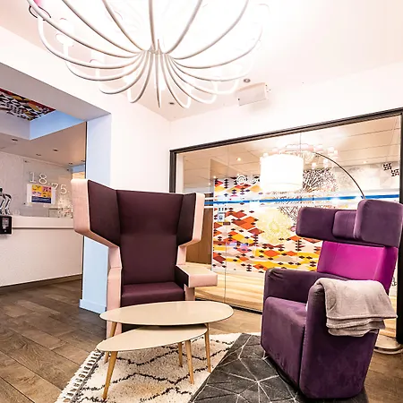 Hotel Mercure Montmartre Sacre Coeur 4*